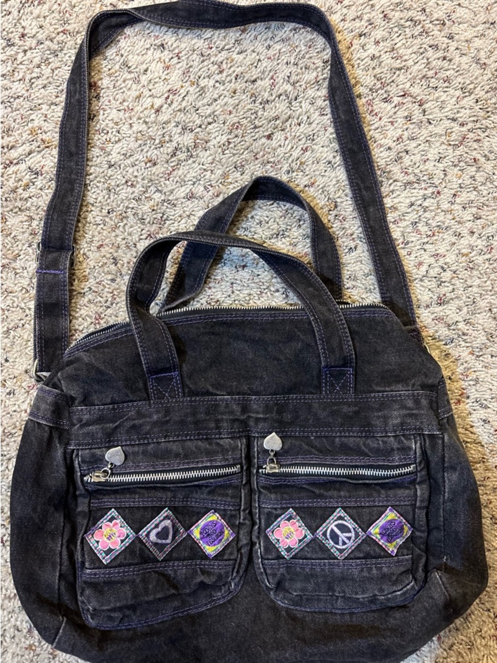 Black Women's 1980’s Vintage Shoulder Bag with Embroidered Accent